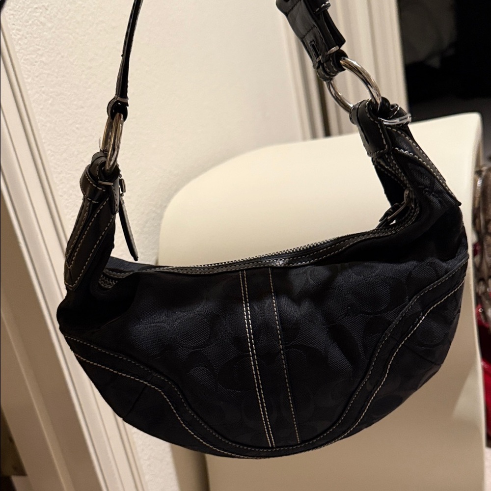 Vintage coach small handbag